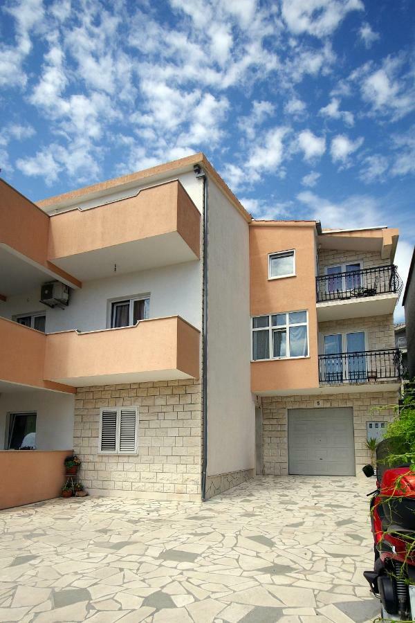 Apartment Ivan Kastel Sucurac Экстерьер фото